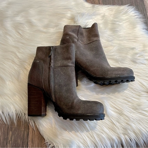 Sam Edelman Franklin Bootie in Grey - Picture 3 of 8